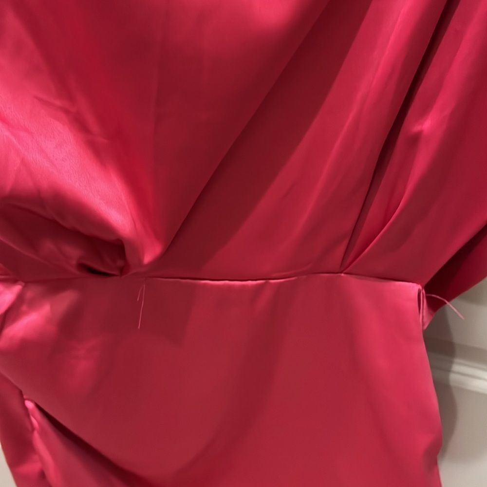 Pink mock neck dress - Picture 4 of 6